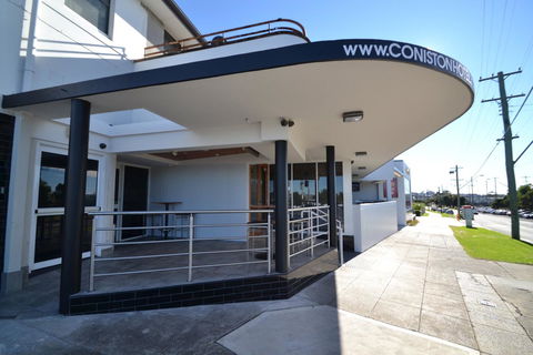 Coniston Hotel Wollongong - Lismore Accommodation 6
