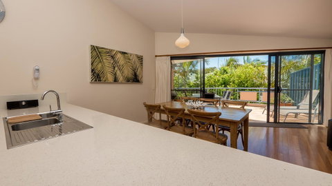 Byron Quarter Apartments - Lismore Accommodation 32