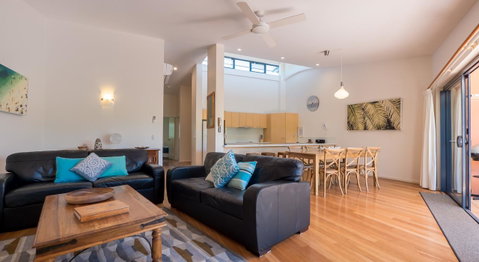 Byron Quarter Apartments - Lismore Accommodation 26