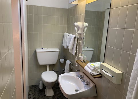Econo Lodge Gateway Tamworth - Lismore Accommodation 8