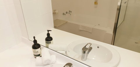 Marina Resort - Lismore Accommodation 28