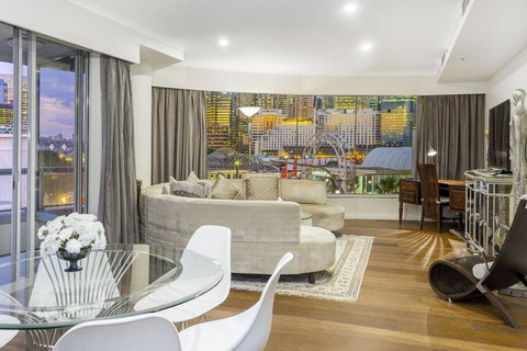 Darling Harbour ICC 3BR+PARKING+VIEWS è¾¾ä»¤æ¸¯å…¨æ™¯è±ªåŽä¸‰æˆ¿ - Lismore Accommodation 1
