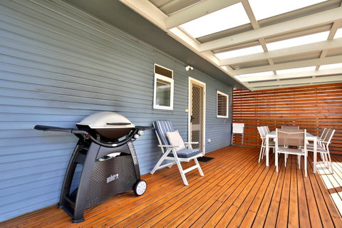 Hayes Beach House I Award Winner I 4 Mins To Beach - Lismore Accommodation 7