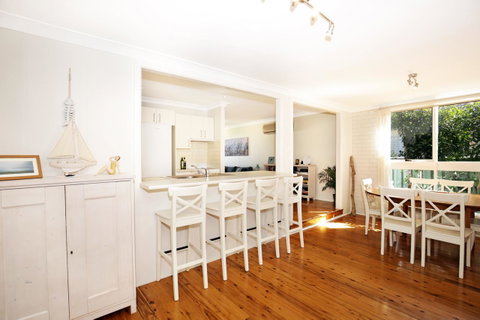 Hayes Beach House I Award Winner I 4 Mins To Beach - Lismore Accommodation 11