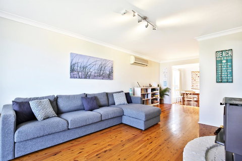 Hayes Beach House I Award Winner I 4 Mins To Beach - Lismore Accommodation 9