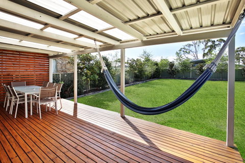 Hayes Beach House I Award Winner I 4 Mins To Beach - Lismore Accommodation 6
