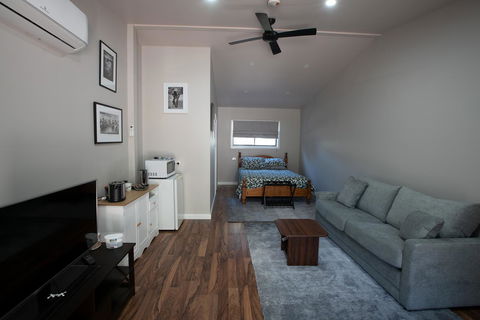 Pound Creek Gallery - Lismore Accommodation 5