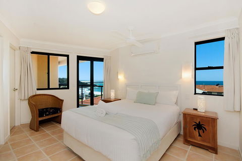 The Cove Yamba - Lismore Accommodation 9