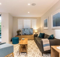 Nobbs  Executive 2 Storey Sydney Apartment with Pool - Lismore Accommodation