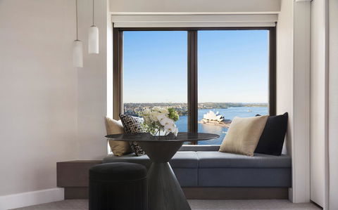 Four Seasons Hotel Sydney - Lismore Accommodation 3