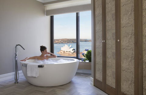 Four Seasons Hotel Sydney - Lismore Accommodation 35