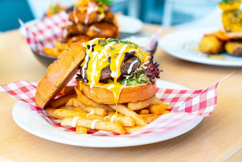 Horse And Jockey Hotel Homebush - Lismore Accommodation 29