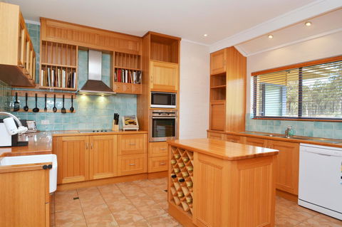 JE Guesthouse, Central To All The Hunter Valley Has To Offer - Lismore Accommodation 12