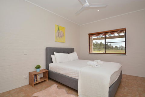 JE Guesthouse, Central To All The Hunter Valley Has To Offer - Lismore Accommodation 25