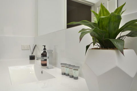 JE Guesthouse, Central To All The Hunter Valley Has To Offer - Lismore Accommodation 28