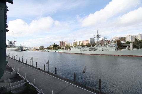 Waterfront Apartment On Sydney Harbour - Lismore Accommodation 13