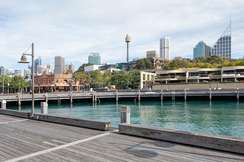 Waterfront Apartment On Sydney Harbour - Lismore Accommodation 5