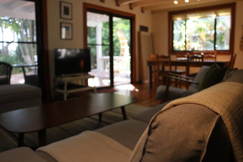 A Beach House At Byron - Lismore Accommodation 14