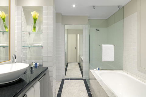 Radisson Blu Plaza Hotel Sydney - Lismore Accommodation 7