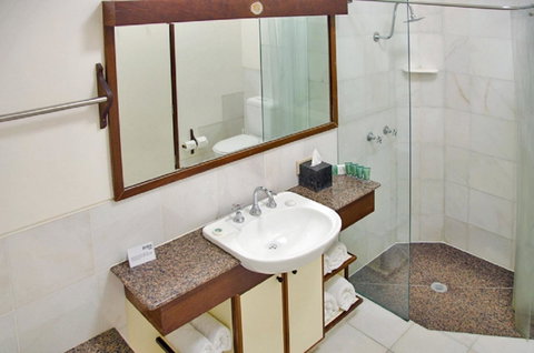Beach Hotel Resort - Lismore Accommodation 33