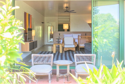 Beach Hotel Resort - Lismore Accommodation 11