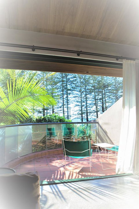 Beach Hotel Resort - Lismore Accommodation 8