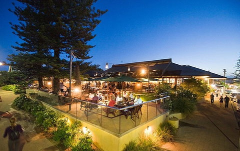 Beach Hotel Resort - Lismore Accommodation 26