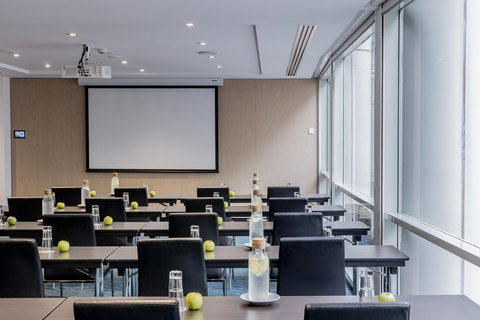 Novotel Sydney Darling Square - Lismore Accommodation 26