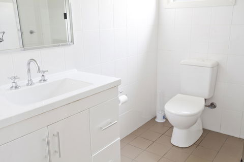 Bluegum Apartments Newcastle - Lismore Accommodation 7