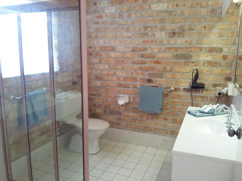 Mollymook Surfbeach Motel & Apartments - Lismore Accommodation 22