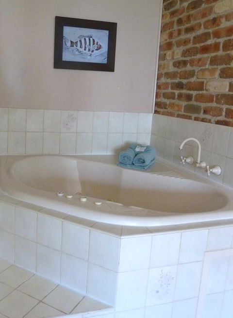 Mollymook Surfbeach Motel & Apartments - Lismore Accommodation 23