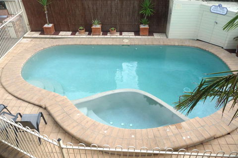 Mollymook Surfbeach Motel & Apartments - Lismore Accommodation 9