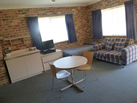 Mollymook Surfbeach Motel & Apartments - Lismore Accommodation 25