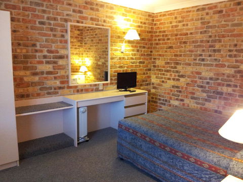 Mollymook Surfbeach Motel & Apartments - Lismore Accommodation 33