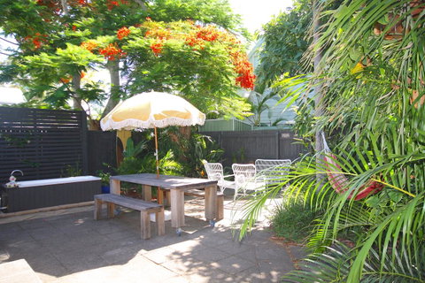 Gidget's Surf Shack - Lismore Accommodation 0