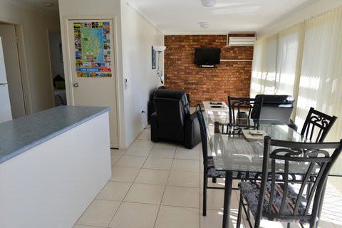 Beach House Holiday Apartments - Lismore Accommodation 8