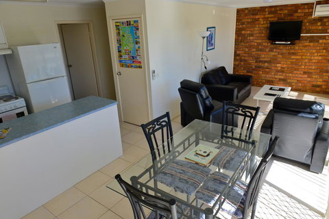 Beach House Holiday Apartments - Lismore Accommodation 10