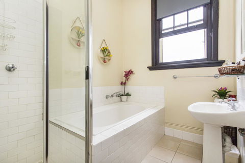 Sydney Harbour Bed And Breakfast - Lismore Accommodation 16