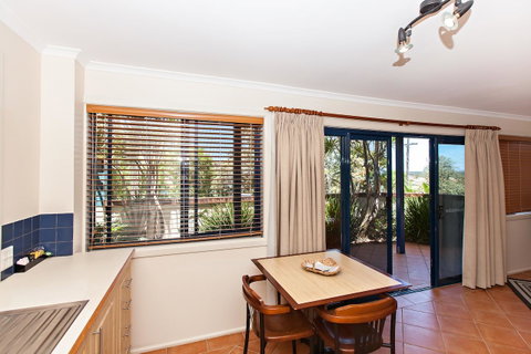 Coast Yamba - Adults Only - Lismore Accommodation 32