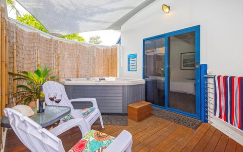 Coast Yamba - Adults Only - Lismore Accommodation 11