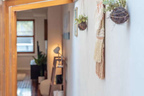 2 Bed House + Loft In Pyrmont - Lismore Accommodation 4
