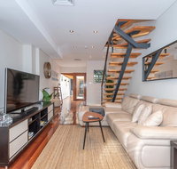 2 Bed House  Loft in Pyrmont - Lismore Accommodation