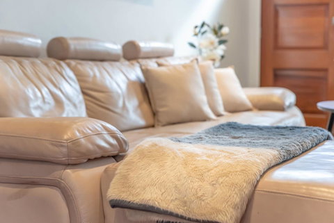 2 Bed House + Loft In Pyrmont - Lismore Accommodation 9