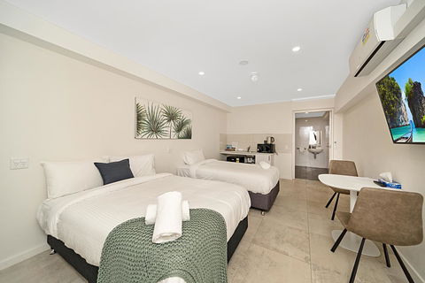 Carlton Suites - Lismore Accommodation 0
