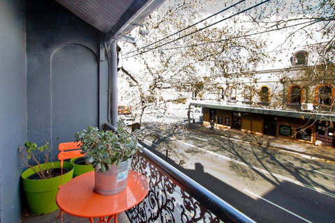 3 Storey Home Close Walk To Fox Studios SCG & City - Lismore Accommodation 24