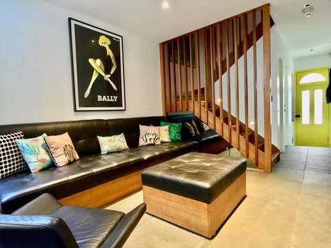 3 Storey Home Close Walk To Fox Studios SCG & City - Lismore Accommodation 23
