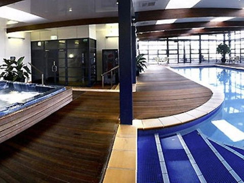 Novotel Canberra - Lismore Accommodation 13