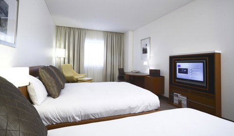 Novotel Canberra - Lismore Accommodation 20