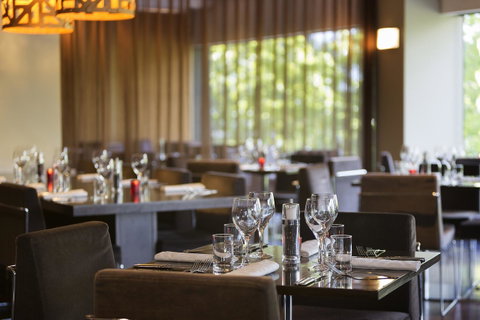 Novotel Canberra - Lismore Accommodation 12