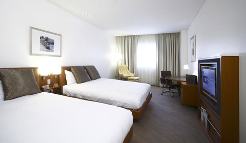 Novotel Canberra - Lismore Accommodation 19